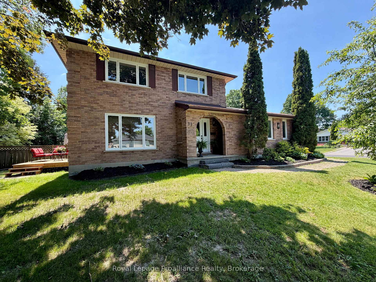 3-cooke-court-belleville-ontario-x13432056