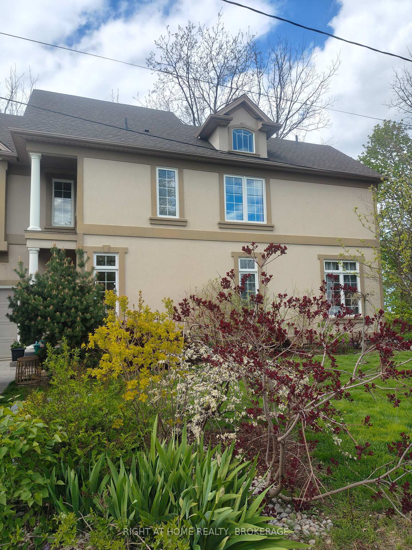 22-ursula-avenue-st-catharines-ontario-x13432216