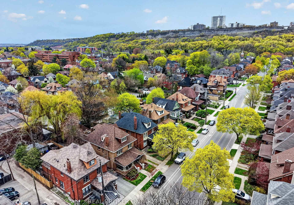 137-sherman-avenue-s-hamilton-ontario-x13432310