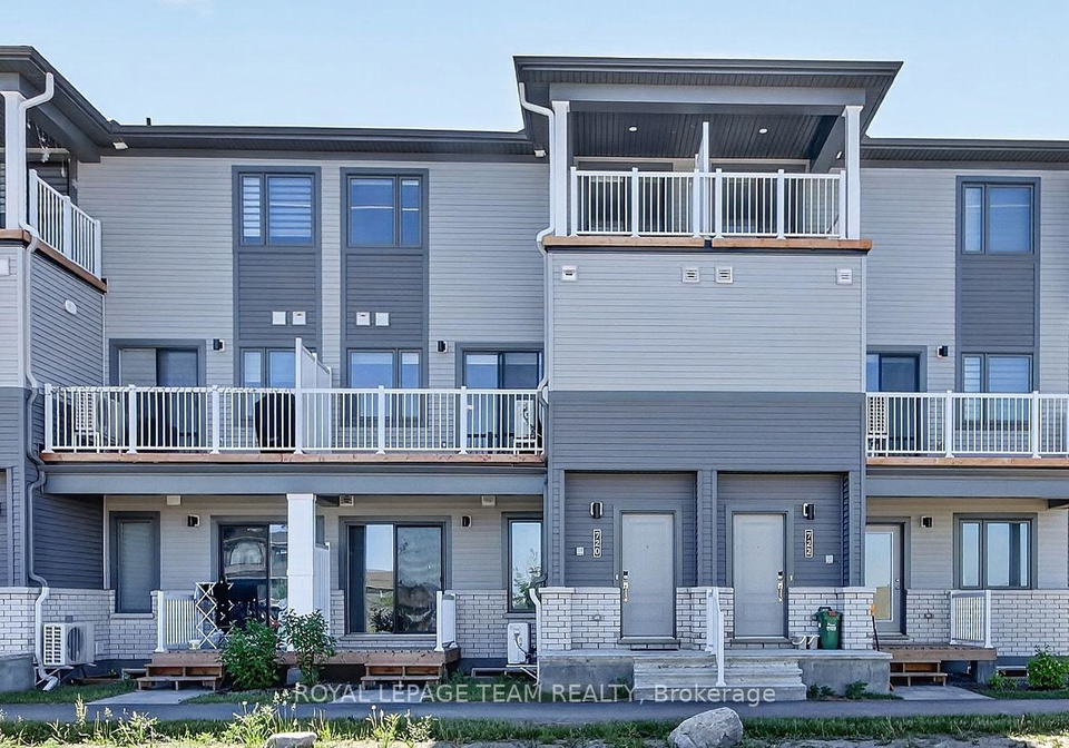 720-lillian-freiman-private-ottawa-ontario-x13432334