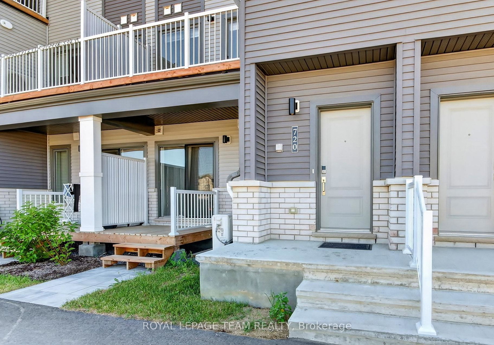 720-lillian-freiman-private-ottawa-ontario-x13432334