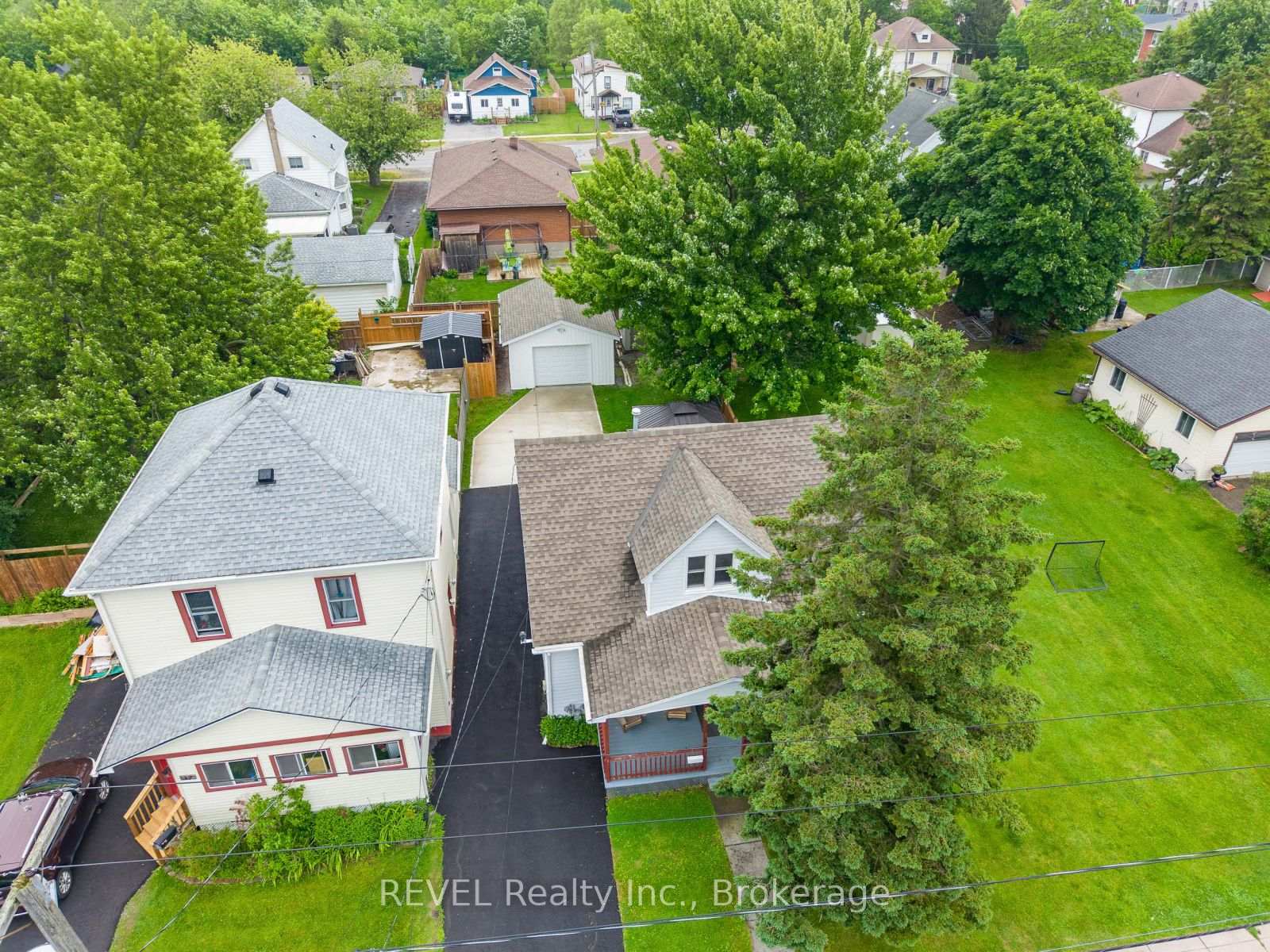 35-humboldt-parkway-port-colborne-ontario-x13432430