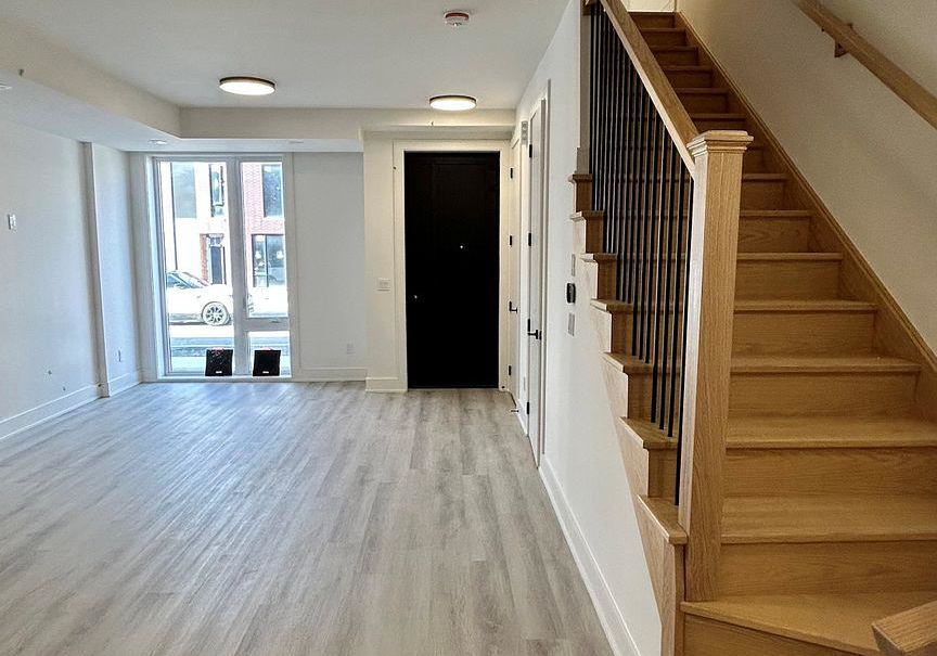 48-everett-common-st-catharines-ontario-x13432662