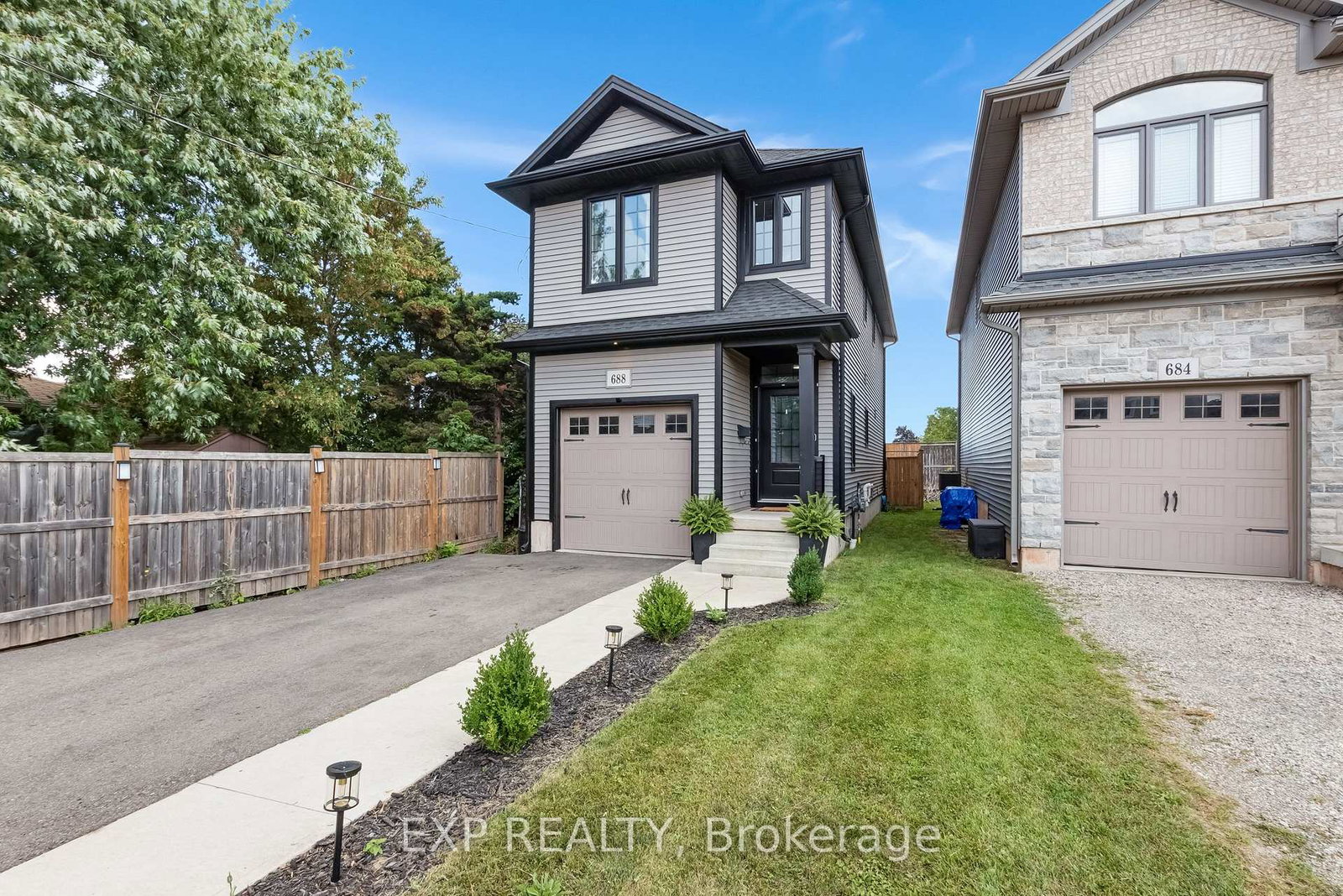 688-dunn-avenue-hamilton-ontario-x13432680