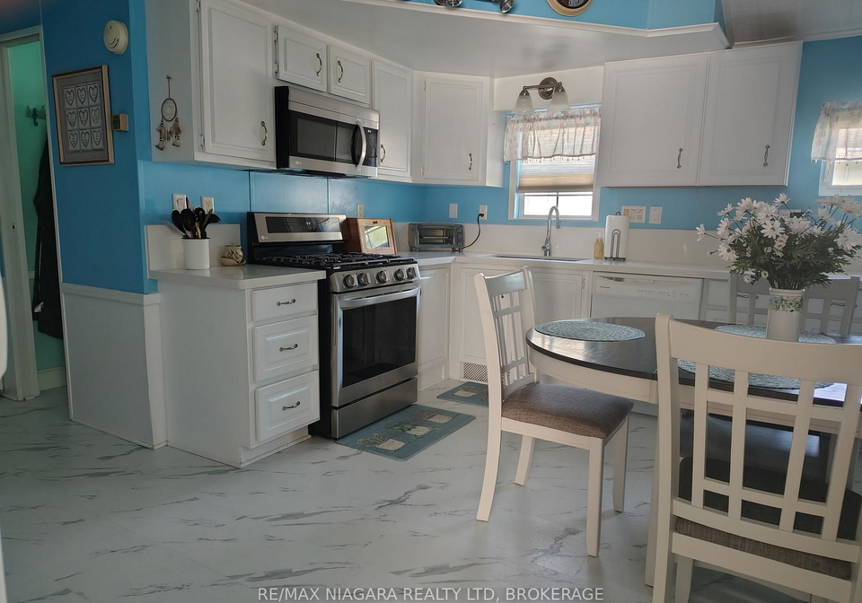 54-quarry-view-village-port-colborne-ontario-x13432764