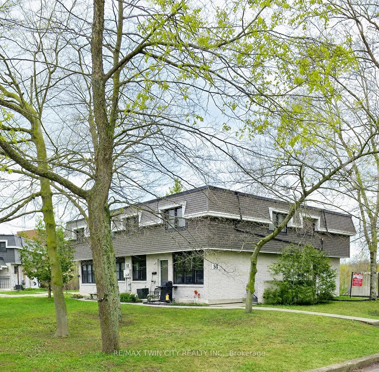 51quiet-place-waterloo-ontario-x13432778