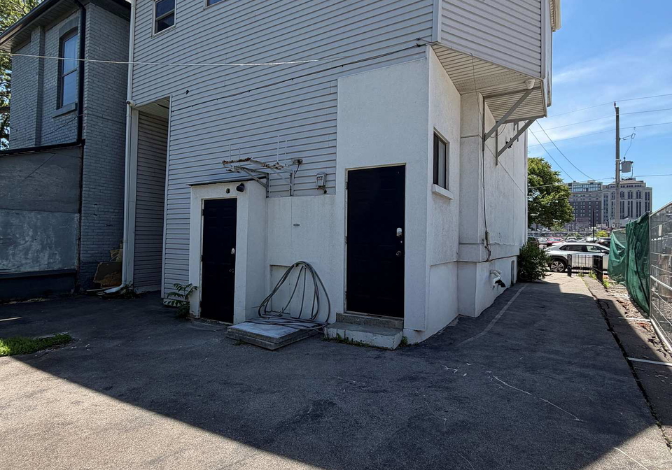 85-wilson-street-hamilton-ontario-x13432858