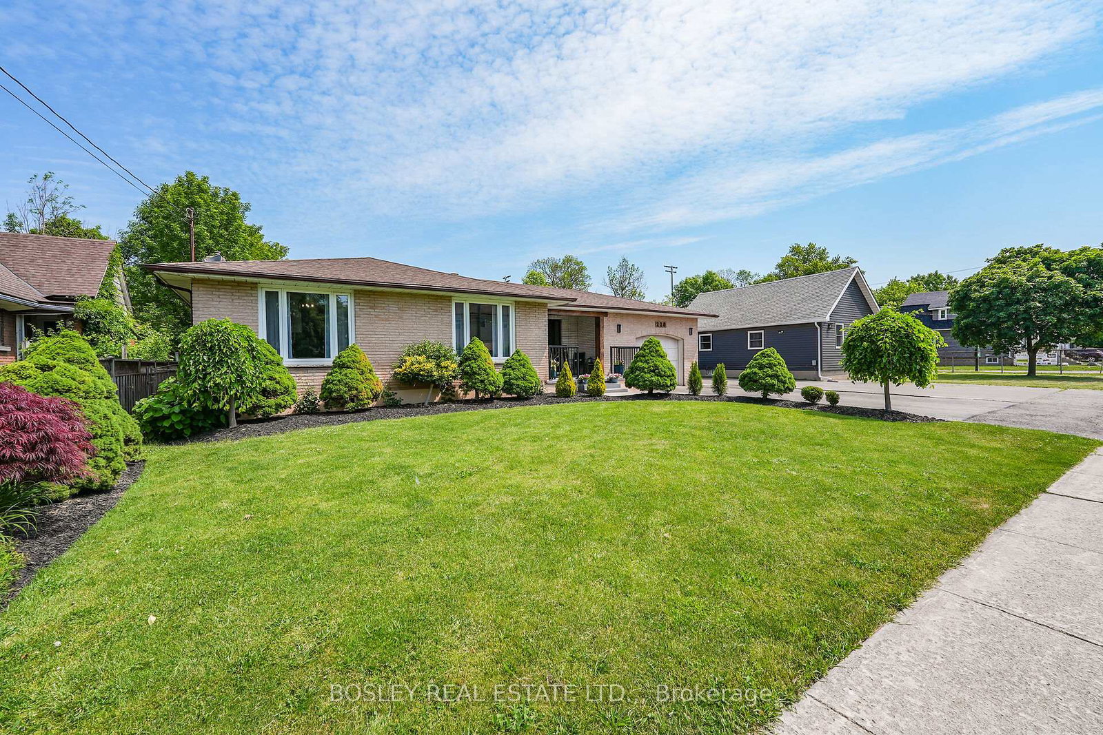 228-gilmore-road-fort-erie-ontario-x13432910