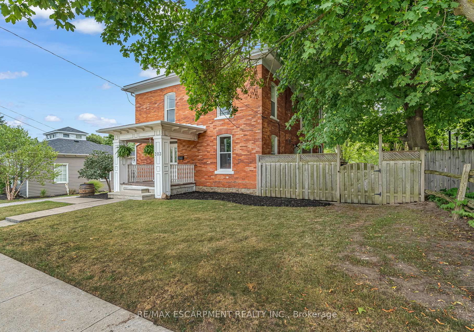 303-canborough-street-west-lincoln-ontario-x13432948