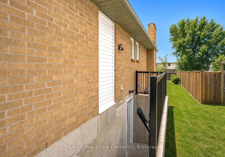124-downey-road-guelph-ontario-x13433446