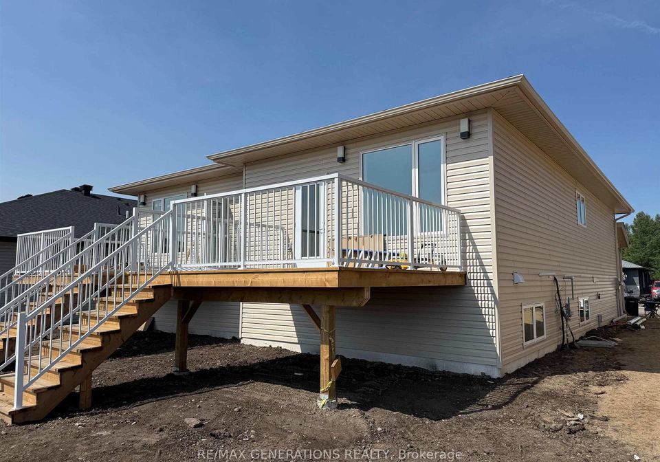 156-bruin-crescent-thunder-bay-ontario-x13433552
