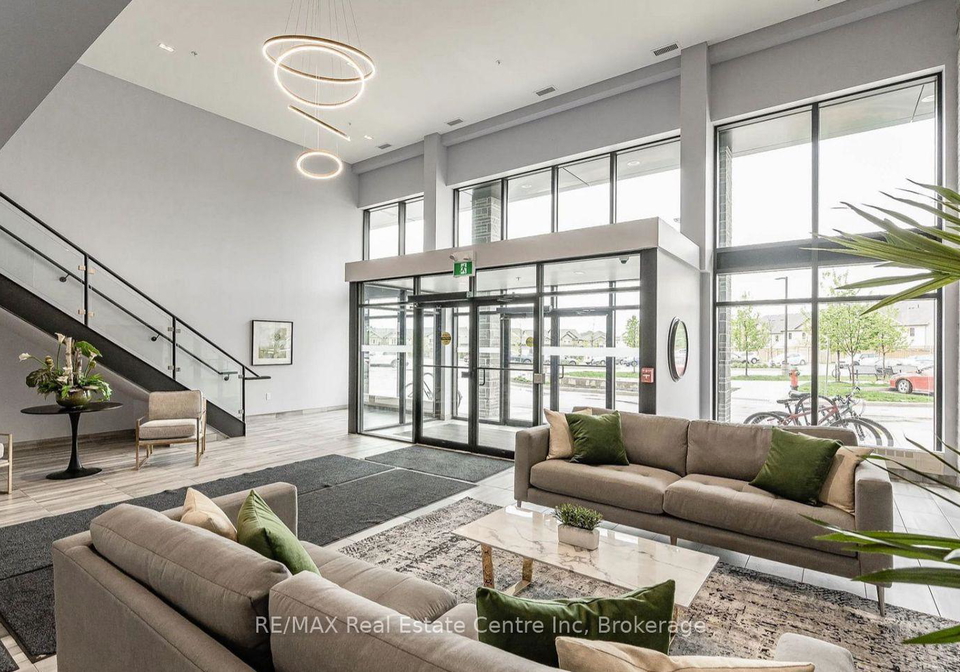 35-kingsbury-square-guelph-ontario-x13433566