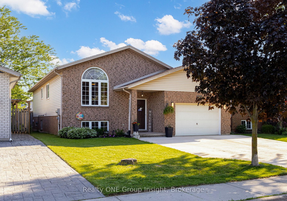 7880-ascot-circle-niagara-falls-ontario-x13433632