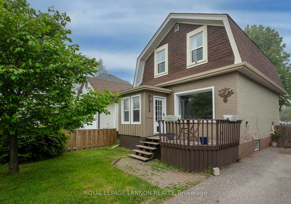 123-francis-street-w-thunder-bay-ontario-x13433740