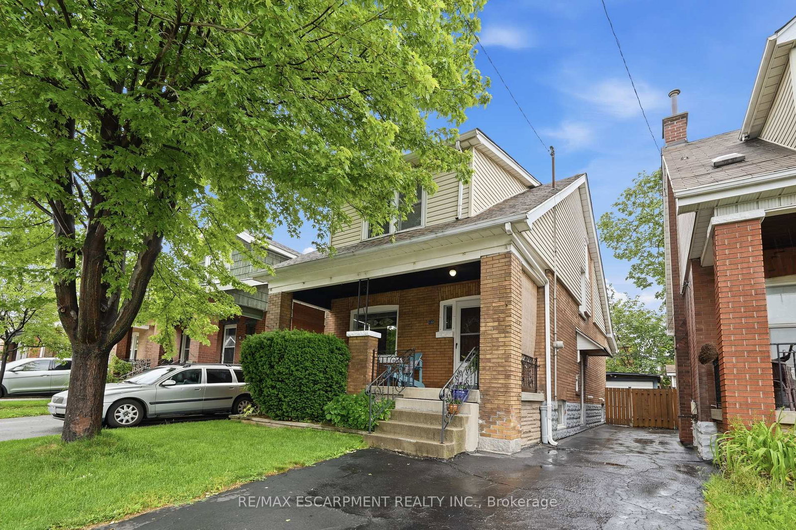 16-connaught-avenue-n-hamilton-ontario-x13434032