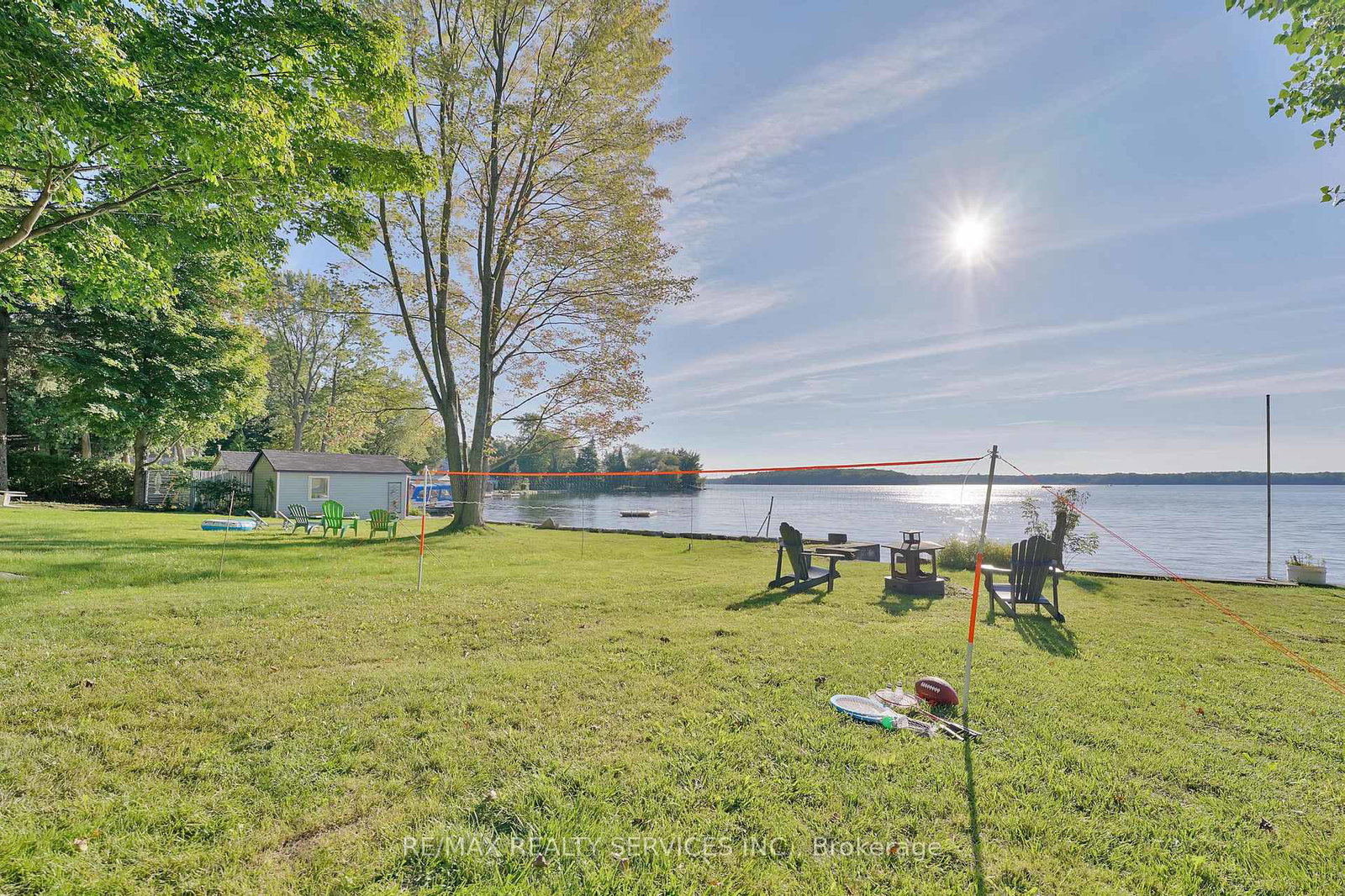2454-fire-route-13-selwyn-ontario-x13434294