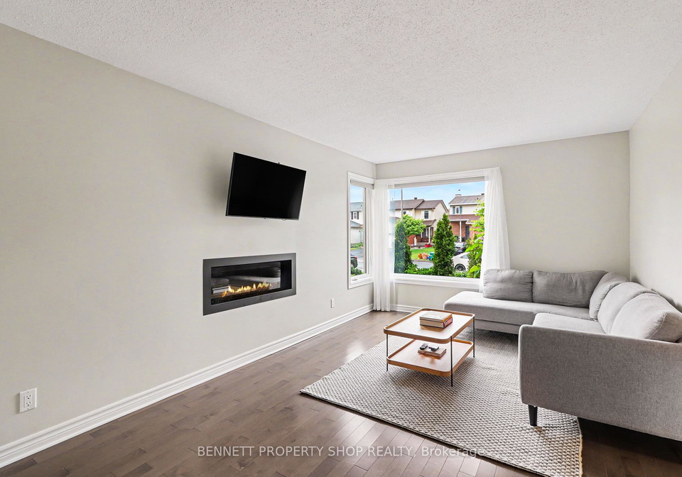 1474-delia-crescent-ottawa-ontario-x13434480