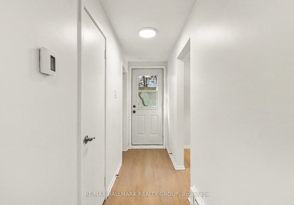 303-lavergne-street-ottawa-ontario-x13434494