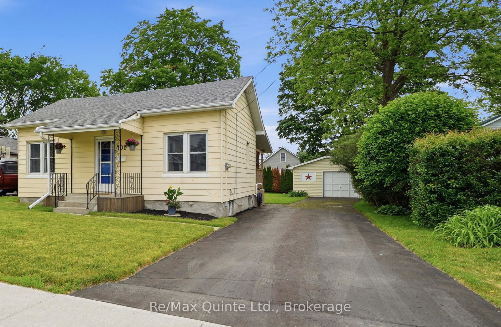 101-byron-street-quinte-west-ontario-x13434618