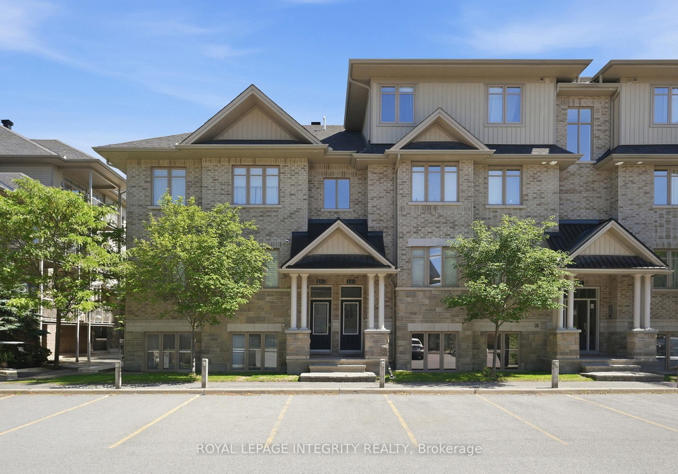 20a-tadley-private-ottawa-ontario-x13434774