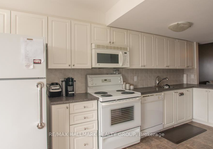 330-cresthaven-drive-ottawa-ontario-x13434902