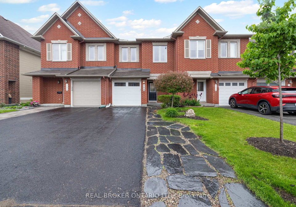 124-silvermoon-crescent-ottawa-ontario-x13435160