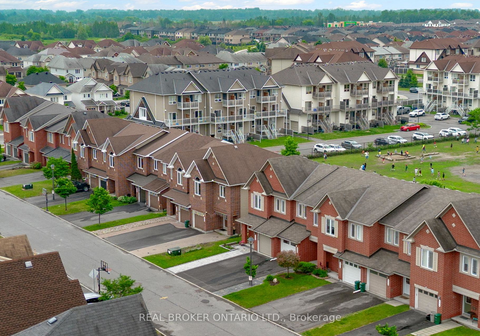 124-silvermoon-crescent-ottawa-ontario-x13435160