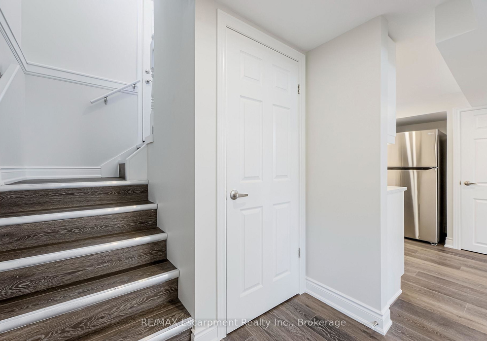 325-east-32nd-street-hamilton-ontario-x13435164
