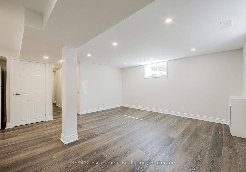 325-east-32nd-street-hamilton-ontario-x13435164
