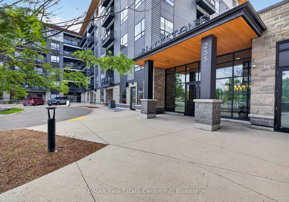 251-northfield-drive-waterloo-ontario-x13435330