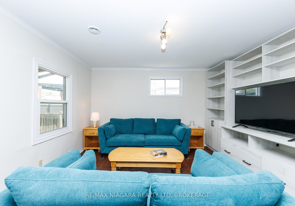 3-phelps-street-st-catharines-ontario-x13435450