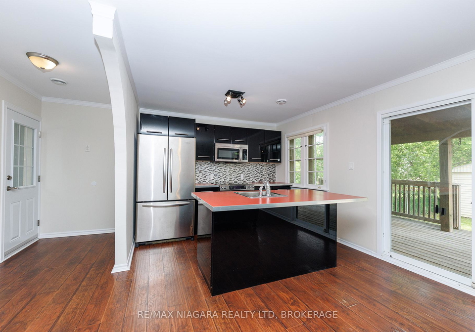 3-phelps-street-st-catharines-ontario-x13435450