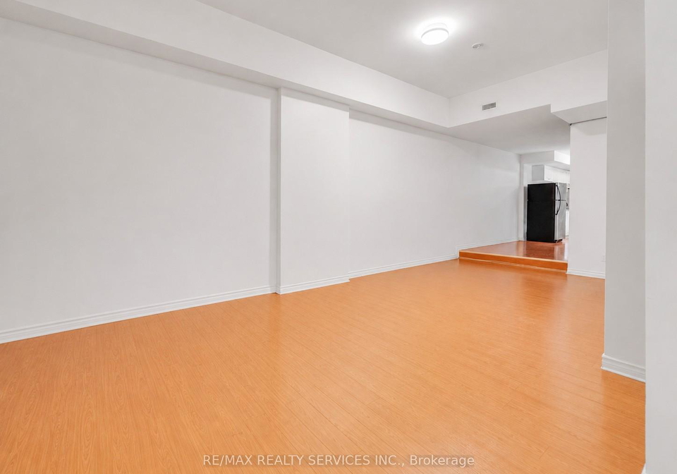 66-king-street-e-hamilton-ontario-x13435648