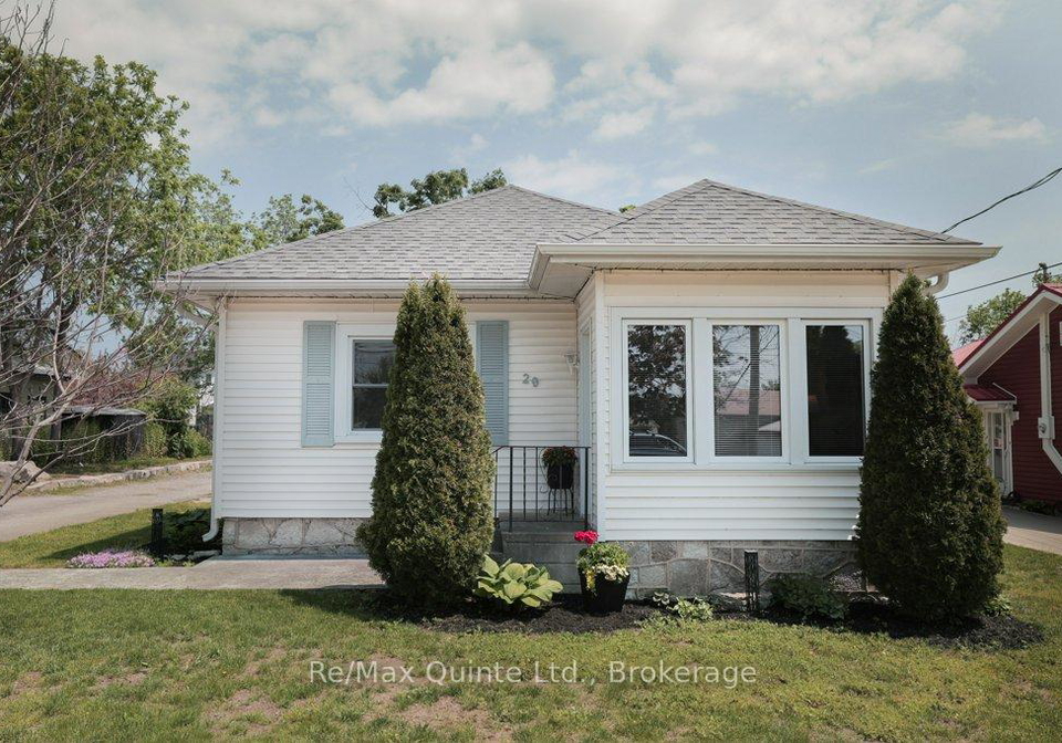 29-joseph-street-kawartha-lakes-ontario-x13435674