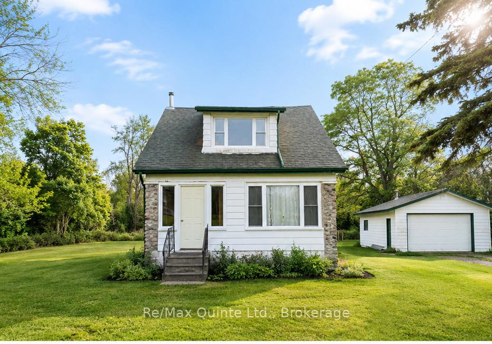 1066-old-highway-2-quinte-west-ontario-x13435754