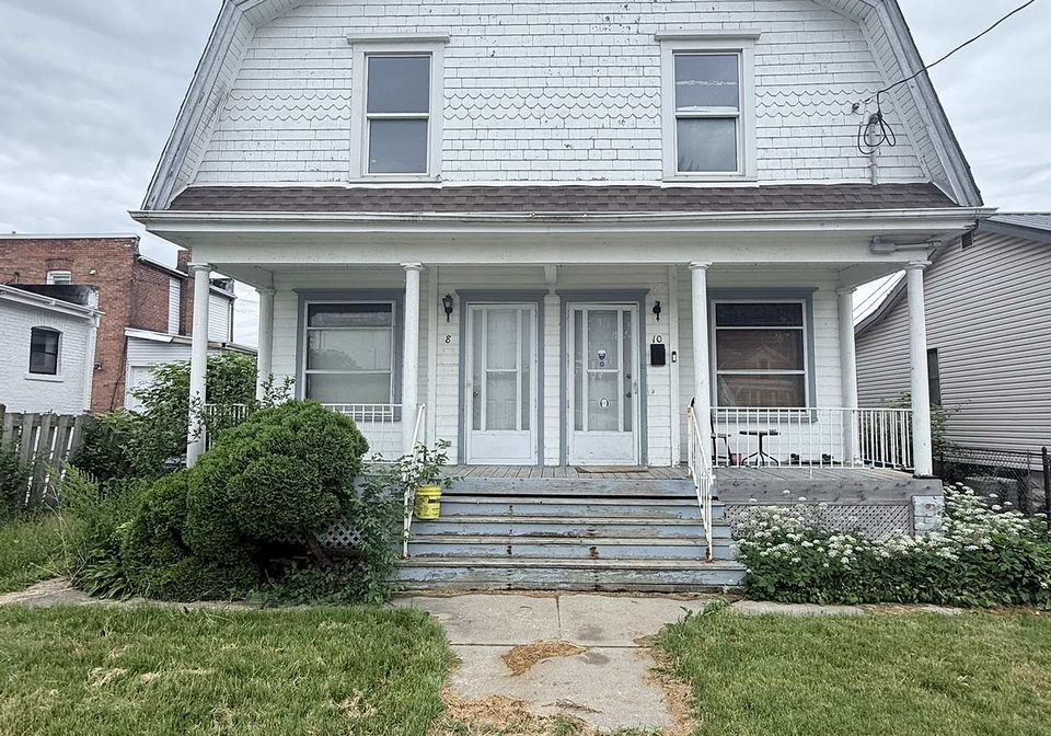 8-10-hillyard-street-chatham-kent-ontario-x13435804