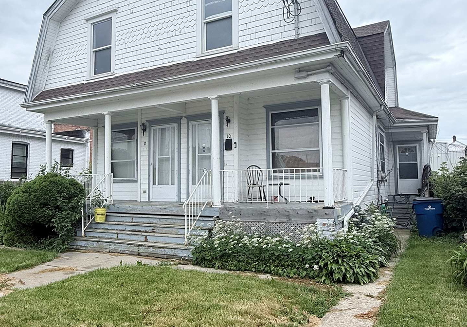 8-10-hillyard-street-chatham-kent-ontario-x13435804