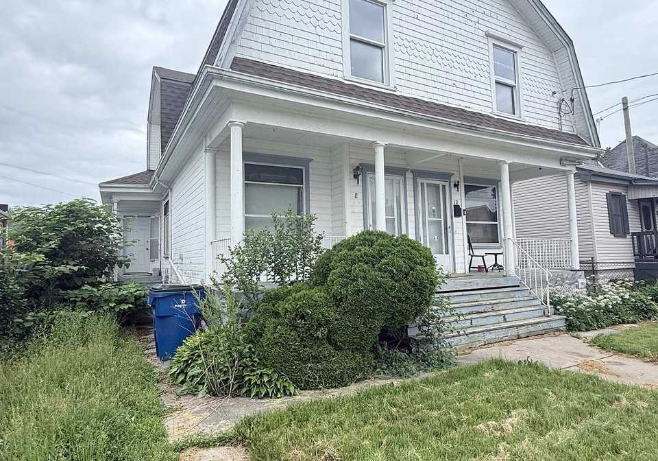 8-10-hillyard-street-chatham-kent-ontario-x13435804