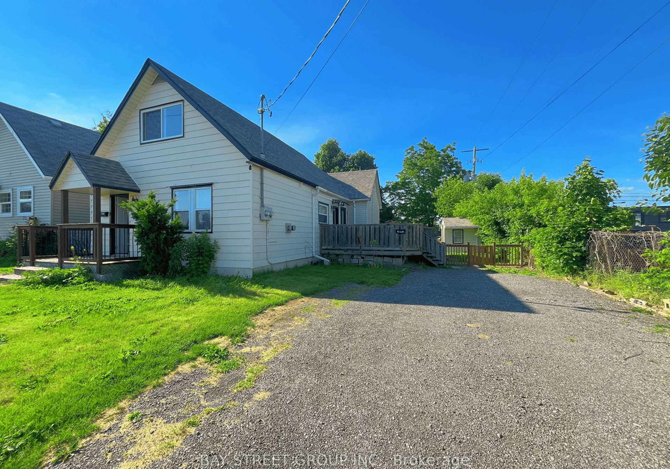 70-courtwright-street-fort-erie-ontario-x13435852