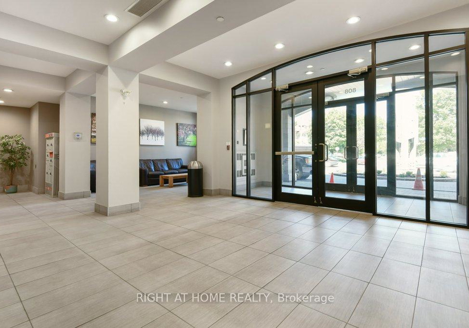 808-bronson-avenue-ottawa-ontario-x13435854