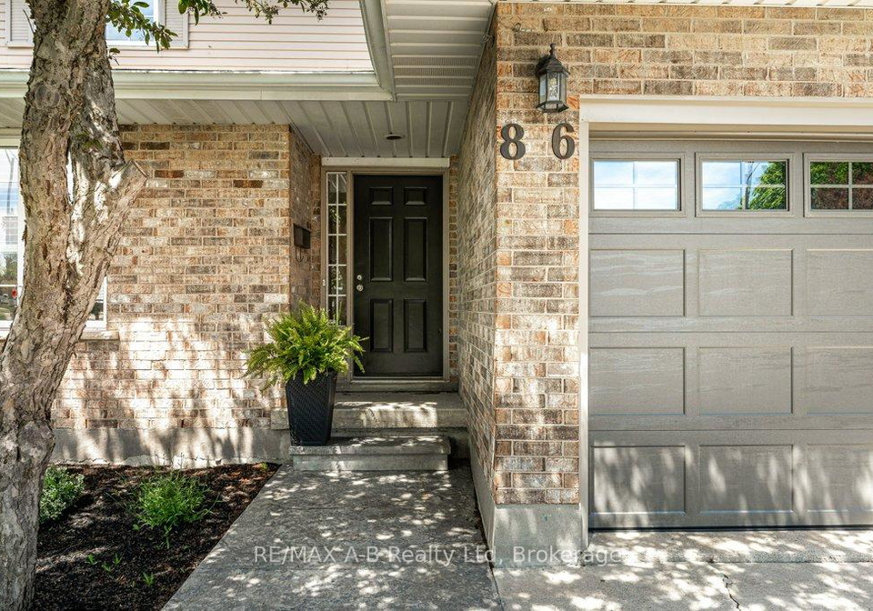 86-freeland-drive-stratford-ontario-x13435892