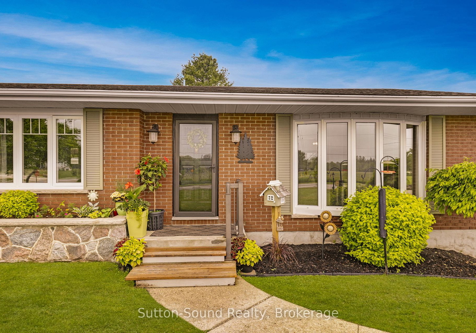 298436-range-road-georgian-bluffs-ontario-x13435966