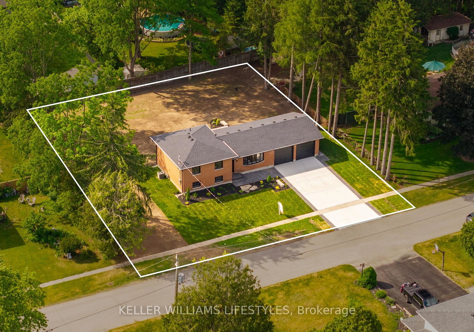 572-churchill-crescent-strathroy-caradoc-ontario-x13436020