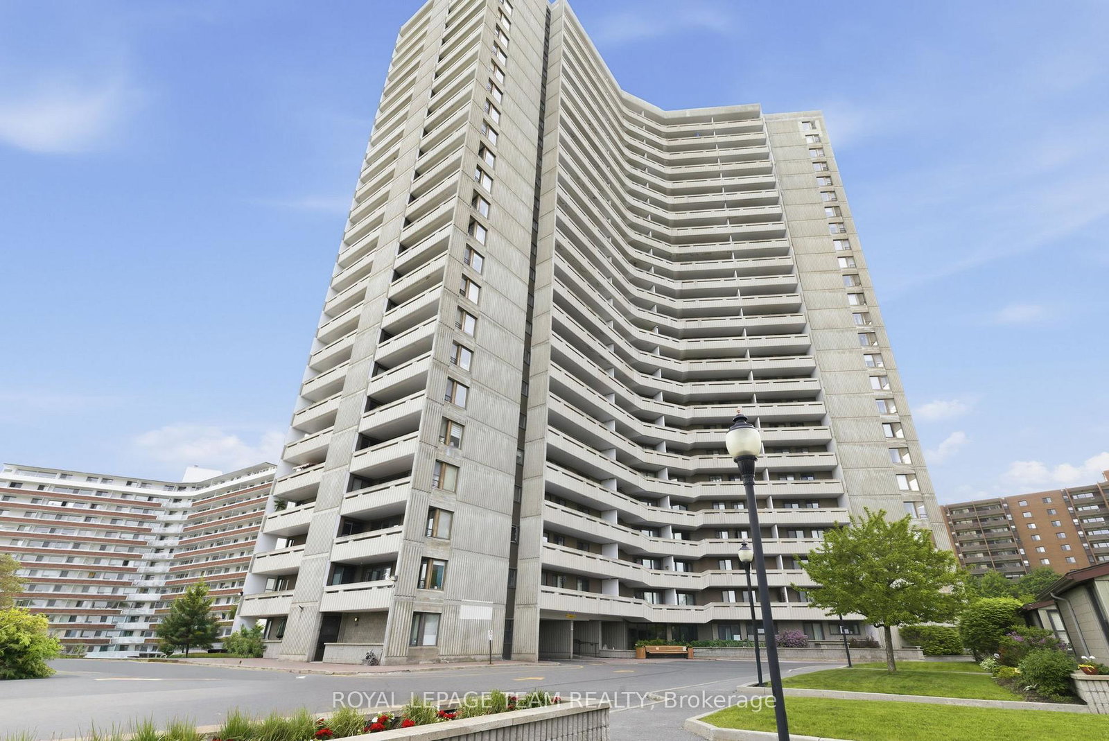 1081-ambleside-drive-ottawa-ontario-x13436136