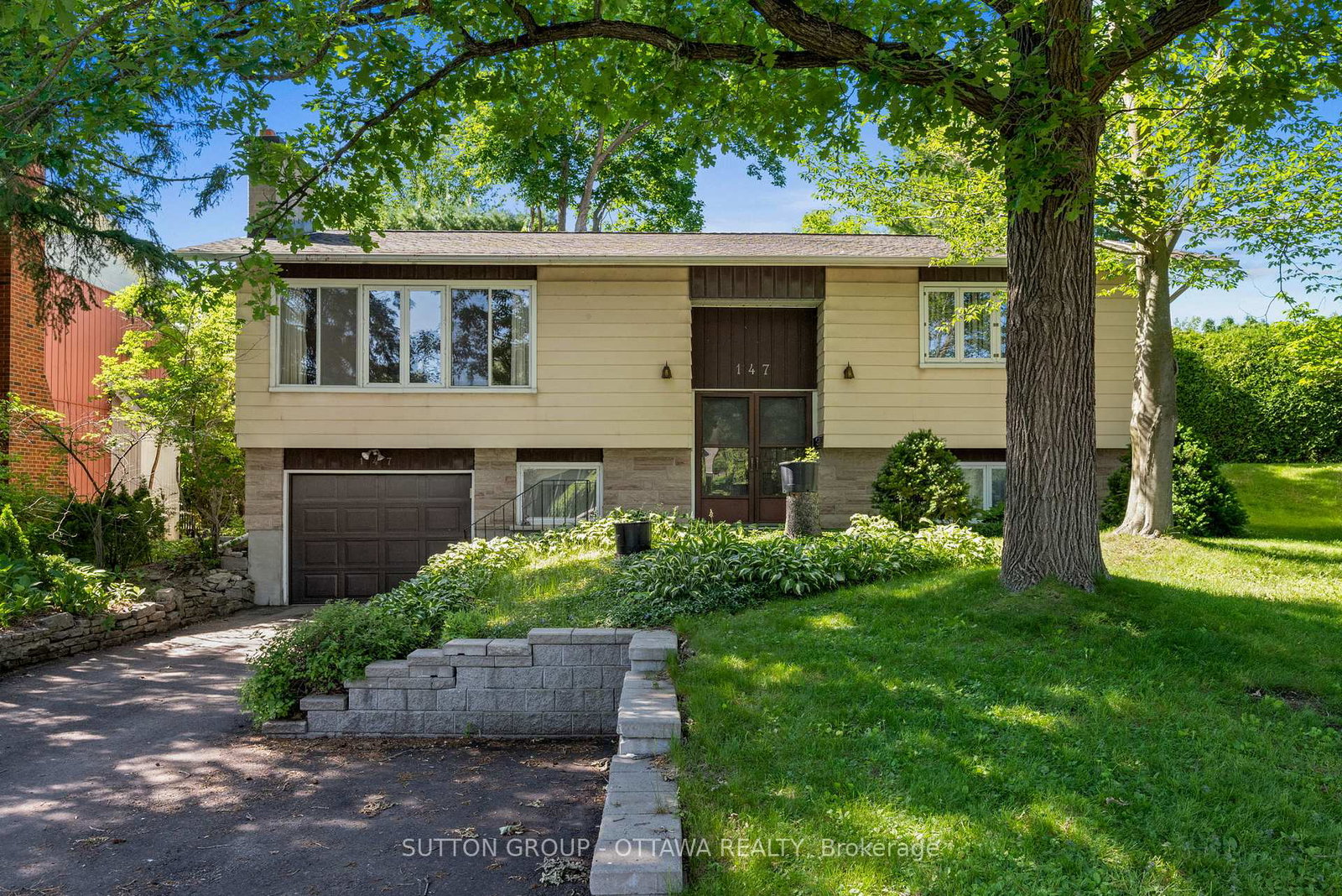 147-banning-road-kanata-ontario-x13436138