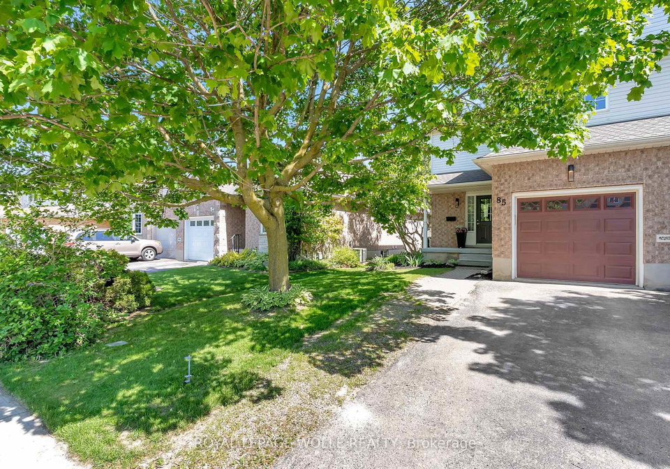 85-york-street-e-centre-wellington-ontario-x13436292
