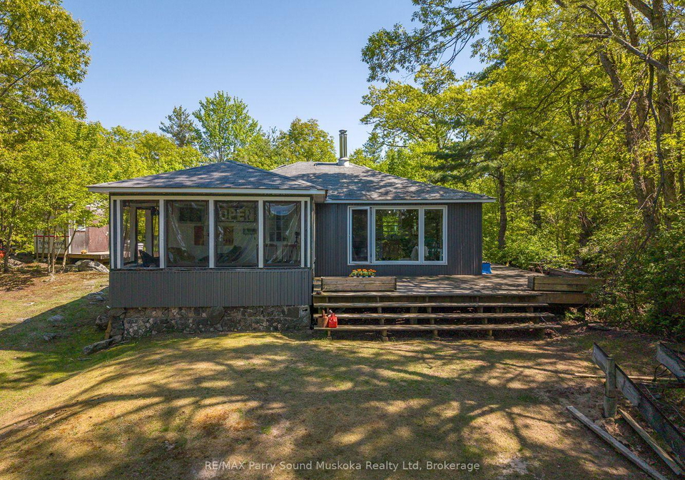 130-healey-lake-water-island-the-archipelago-ontario-x13436308