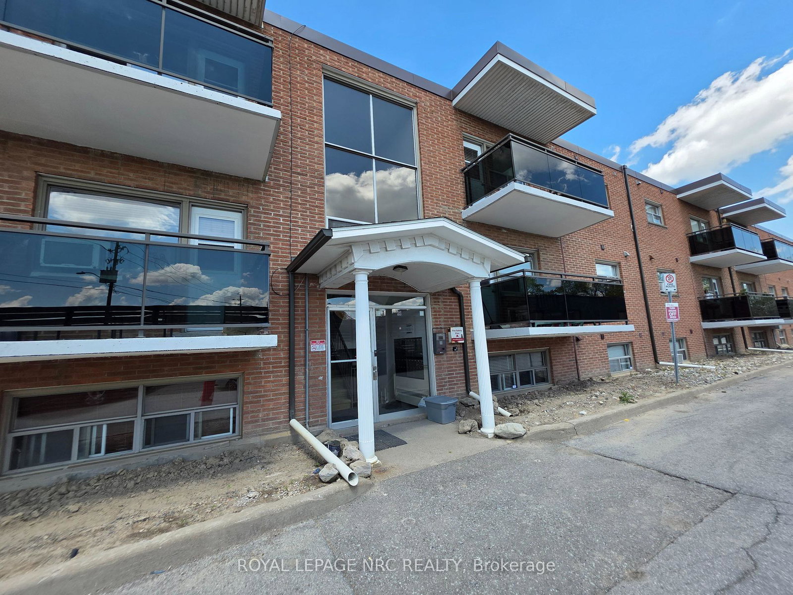 264-oakdale-avenue-st-catharines-ontario-x13436454