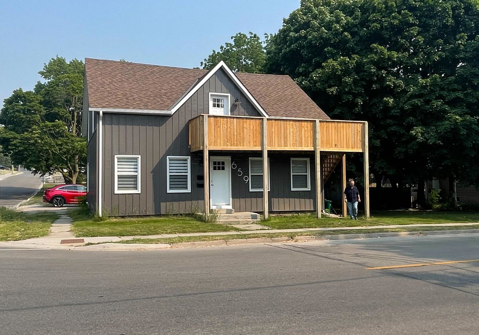 659-dolph-st-street-n-cambridge-ontario-x13436528