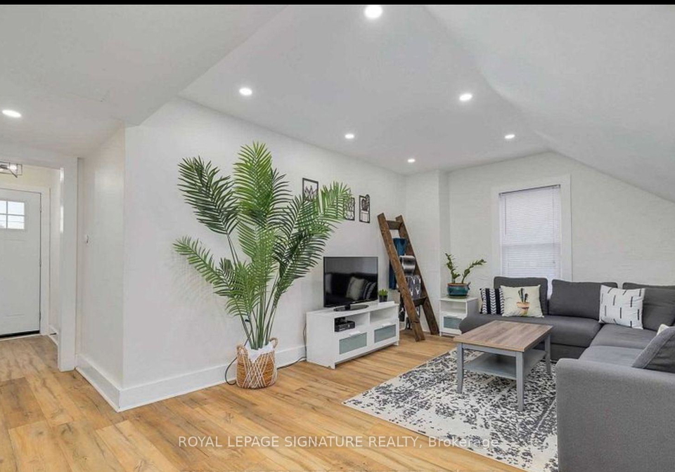 659-dolph-st-street-n-cambridge-ontario-x13436528